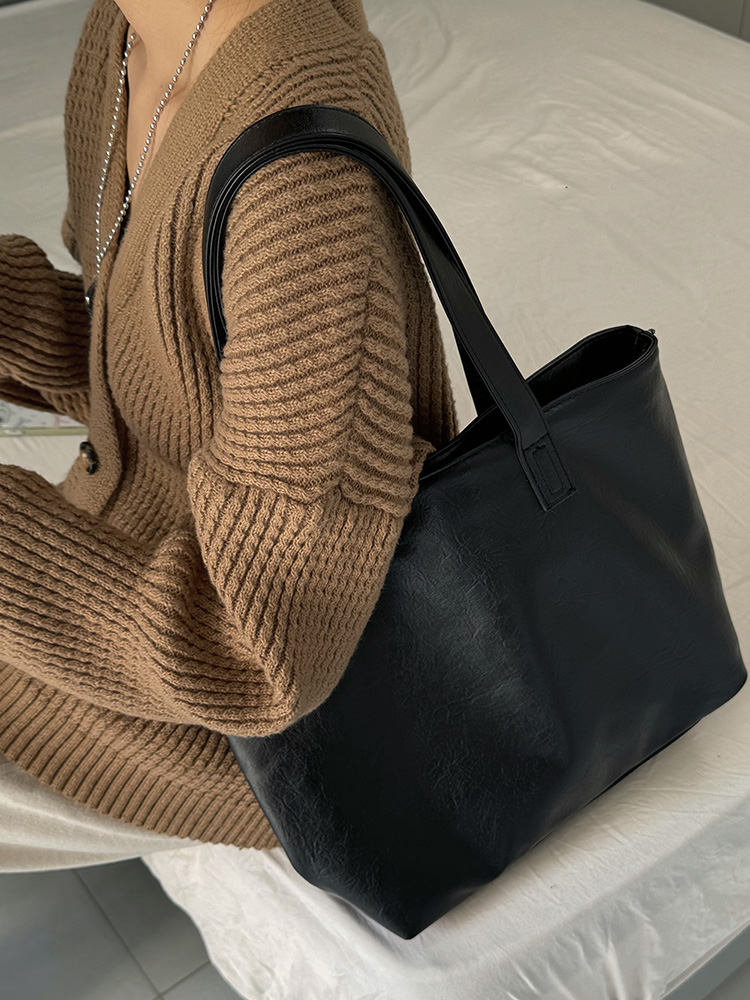 Leisure Shoulder Bag Women 202 - огляд і ціна Leatherwork Classes