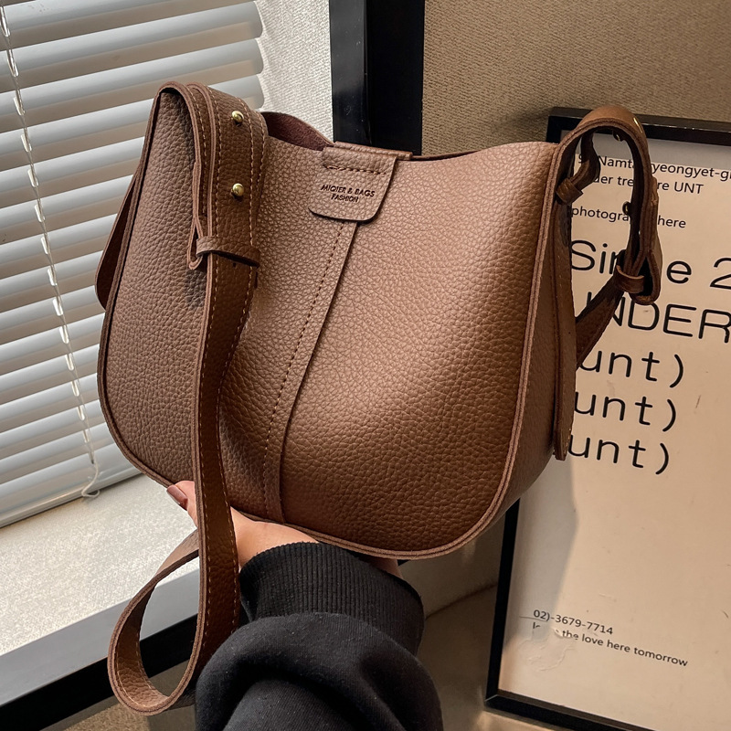 Versatile small handbag for wo - огляд і ціна Leather Work Bag Women