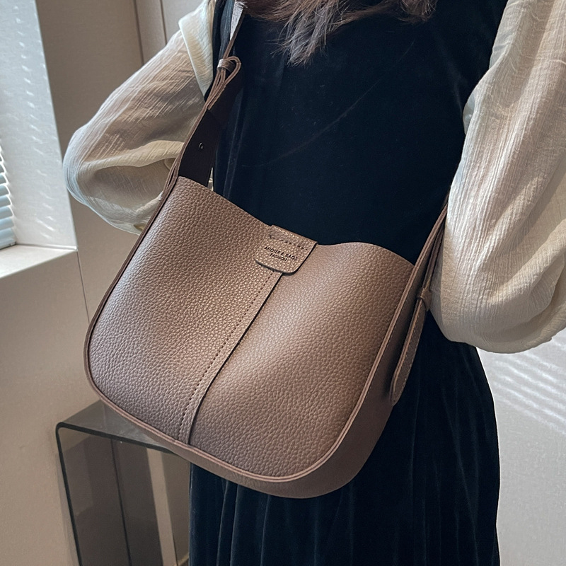 Versatile small handbag for wo - огляд і ціна Leather Work Bag Women